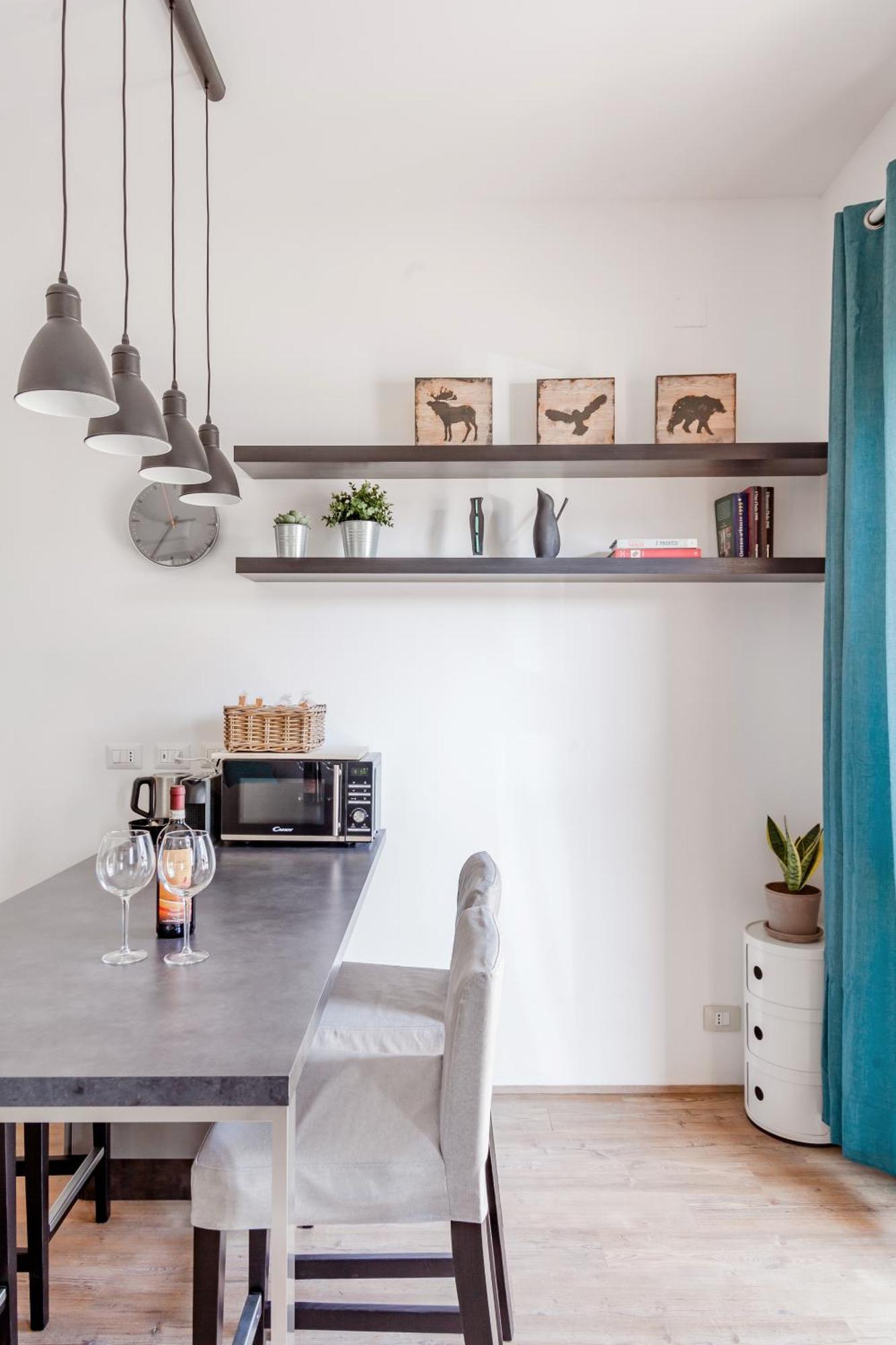 Open The Classic Wooden Shutters At A Cozy City Nest Firenze Eksteriør billede